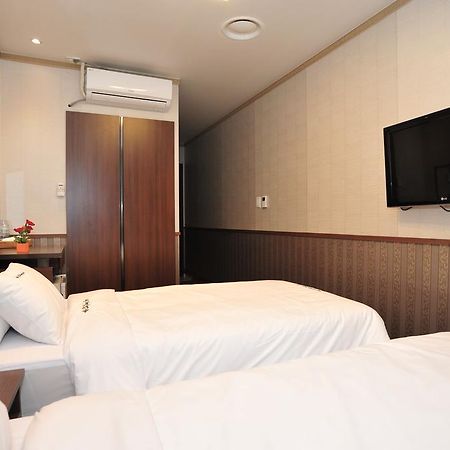Global Inn Seoul Dongdaemun City Days Inn Екстер'єр фото