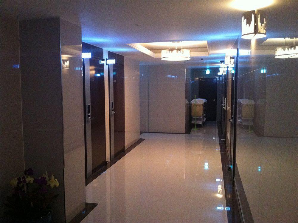 Global Inn Seoul Dongdaemun City Days Inn Екстер'єр фото