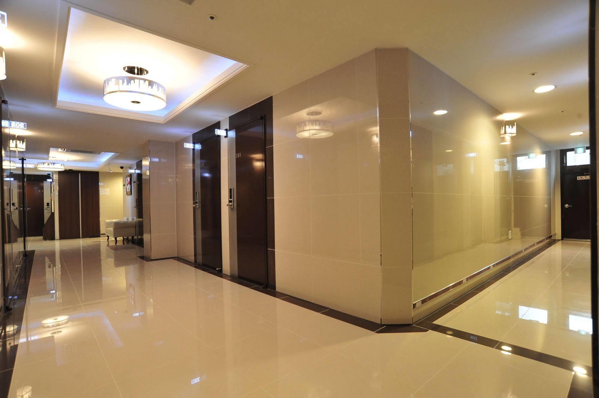 Global Inn Seoul Dongdaemun City Days Inn Екстер'єр фото
